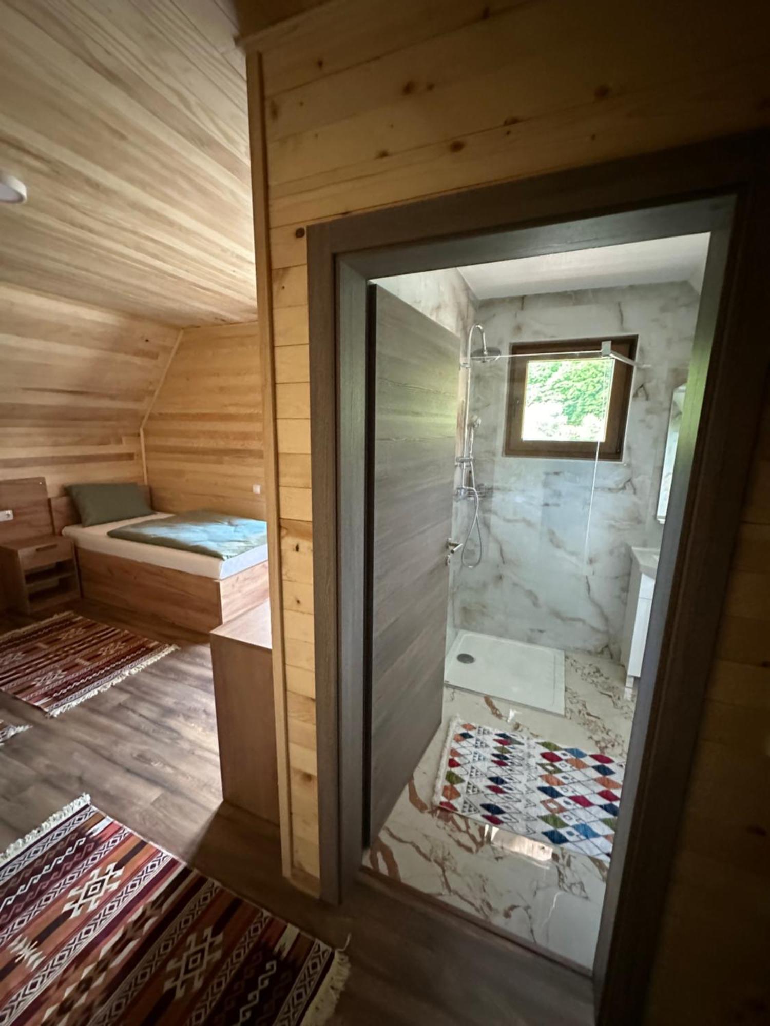 Bungalow House - 5 Rooms Zolaci Bagian luar foto