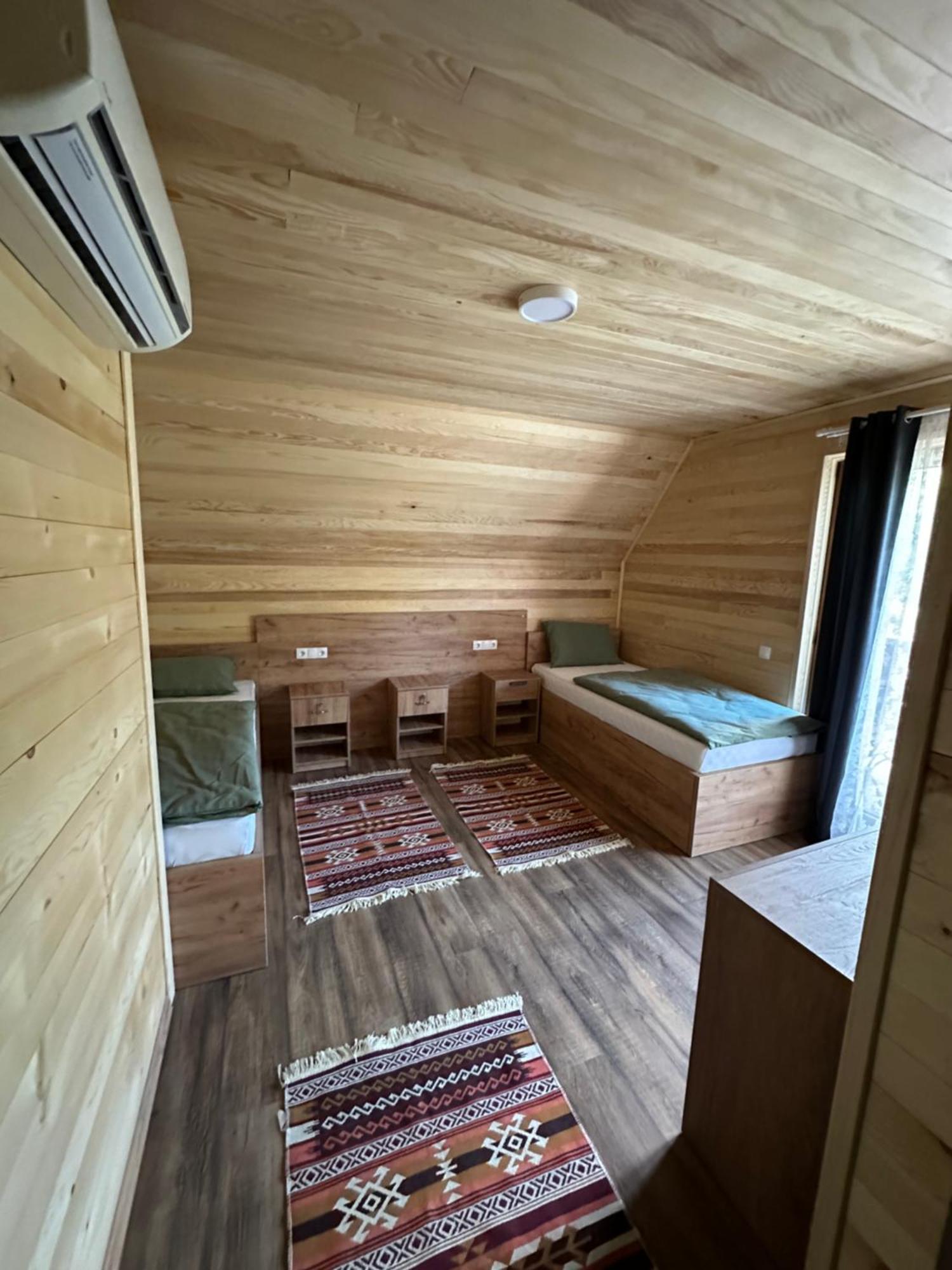 Bungalow House - 5 Rooms Zolaci Bagian luar foto