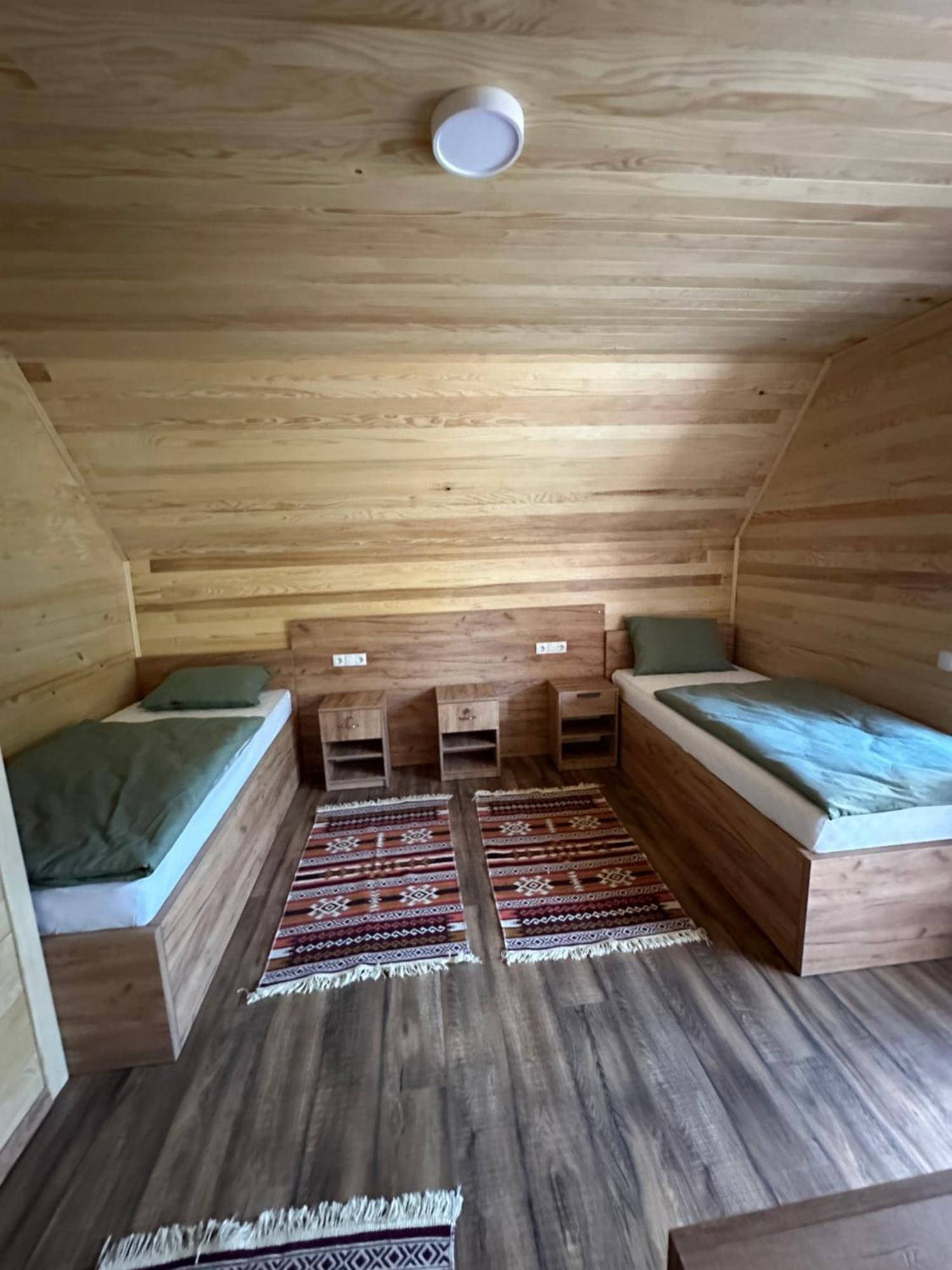 Bungalow House - 5 Rooms Zolaci Bagian luar foto